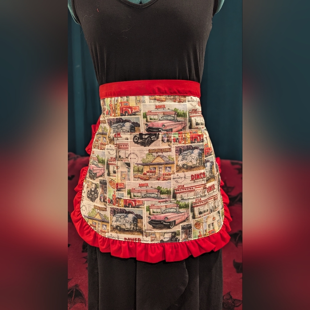 Retro Mini Half Apron - 50s Diner Red